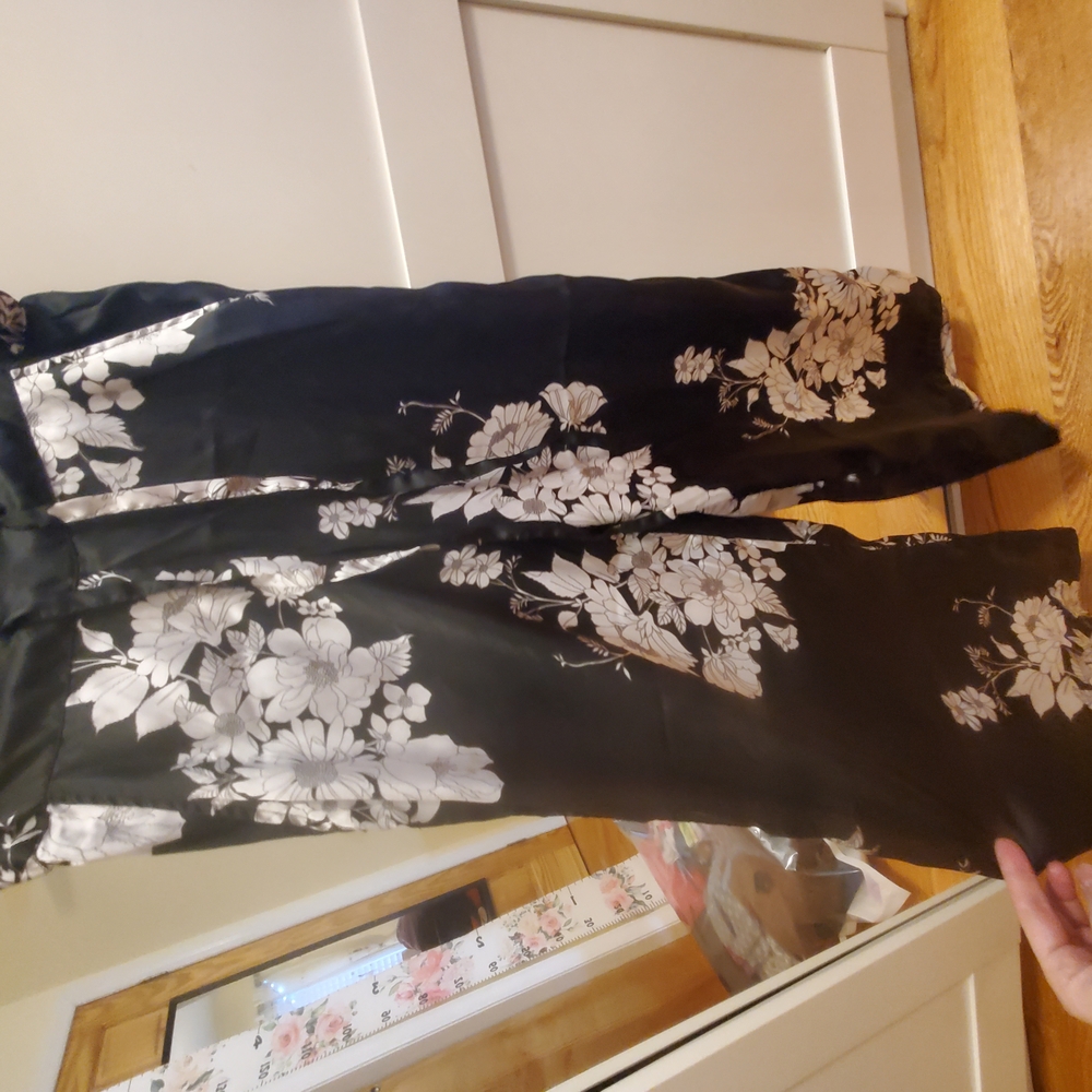 Floral Black and White Women's Pajama